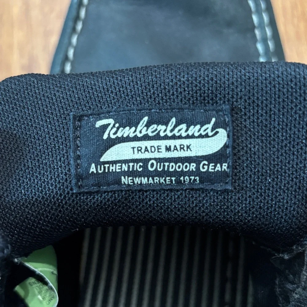 Timberland Men’s Newmarket Black Chukka Outdoor Gear Boots – Size 10.5M